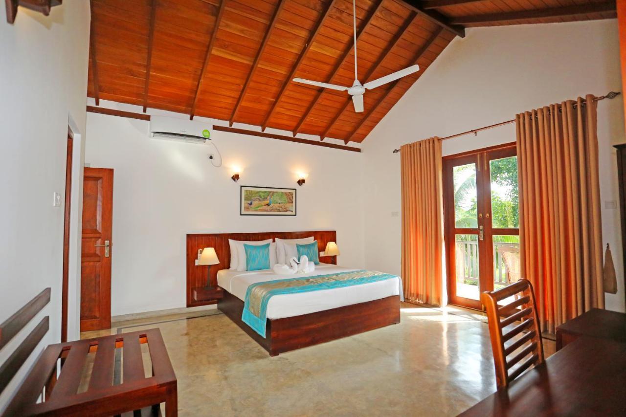 Villa Peacock Walahanduwa Exterior foto